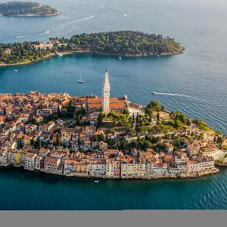 Apartment Main Street Carera Rovinj Exterior photo