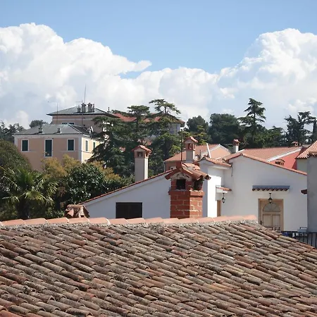 Apartment Main Street Carera Rovinj Exterior photo
