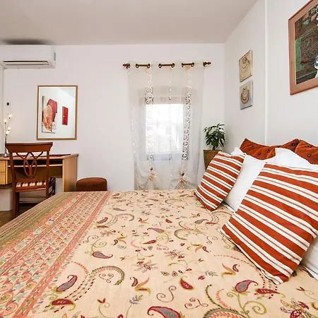 Apartment Main Street Carera Rovinj Exterior photo