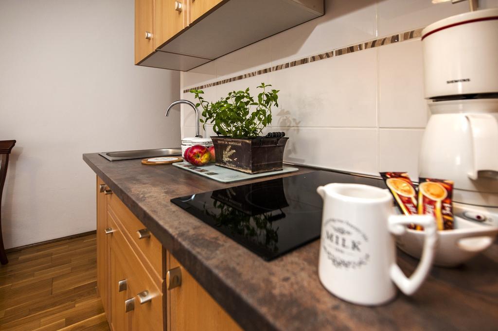 Apartment Apartment Main Street Carera