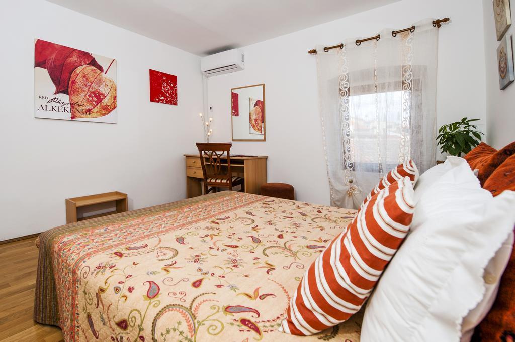 Apartment Apartment Main Street Carera
